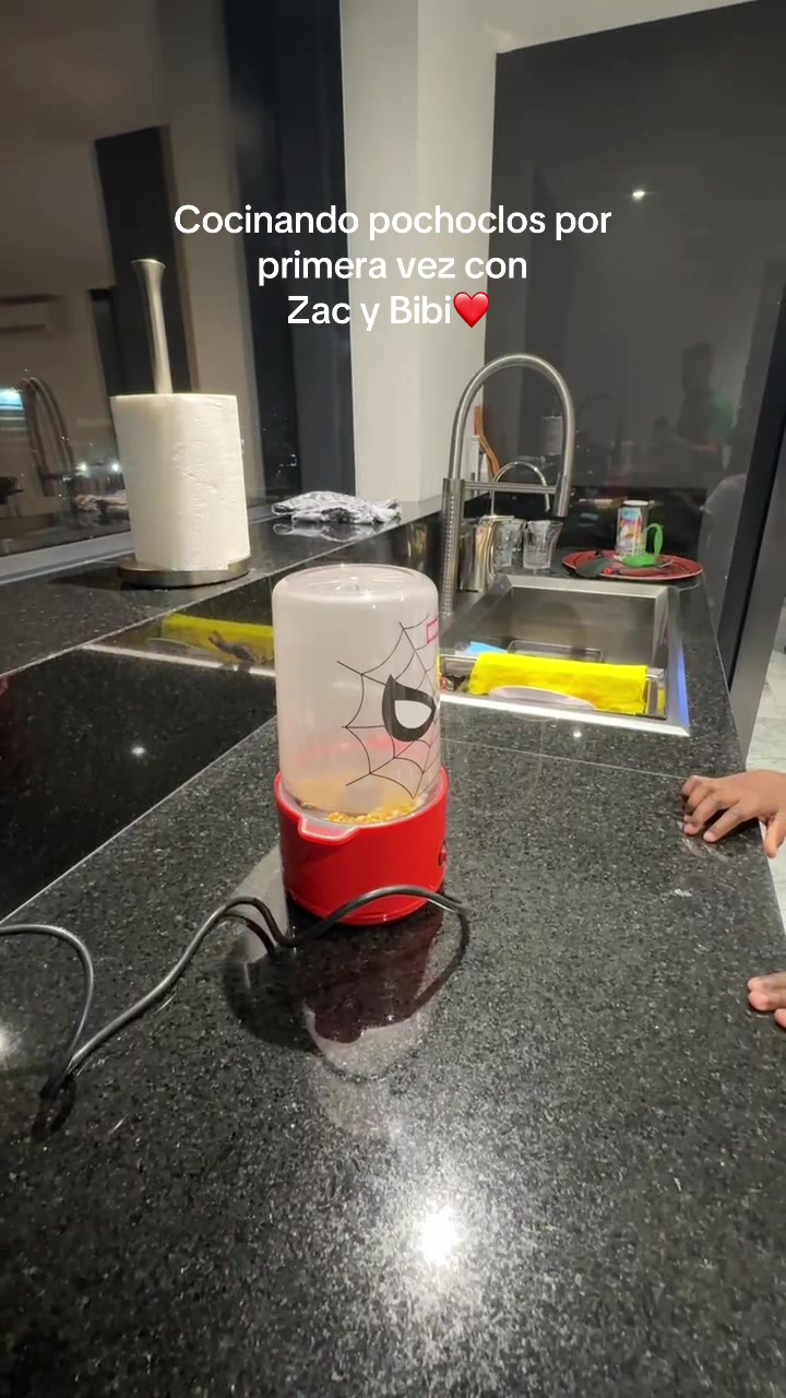 @ZacyBibi