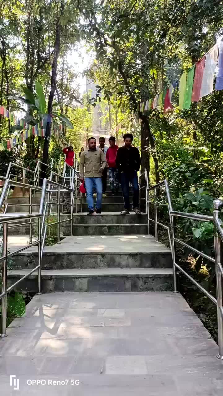 @हि-माल ठकुरी