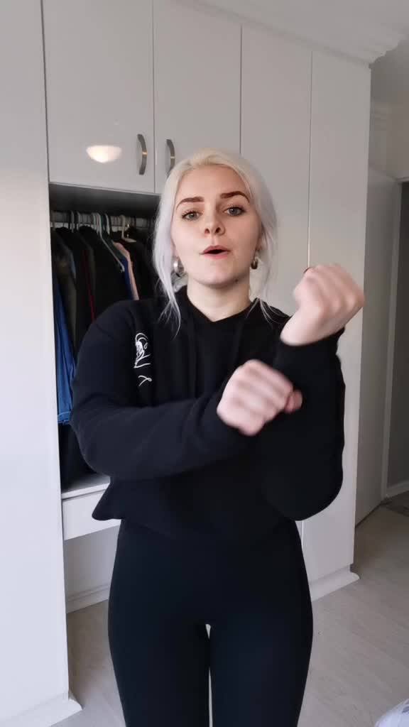 @JanaBanana