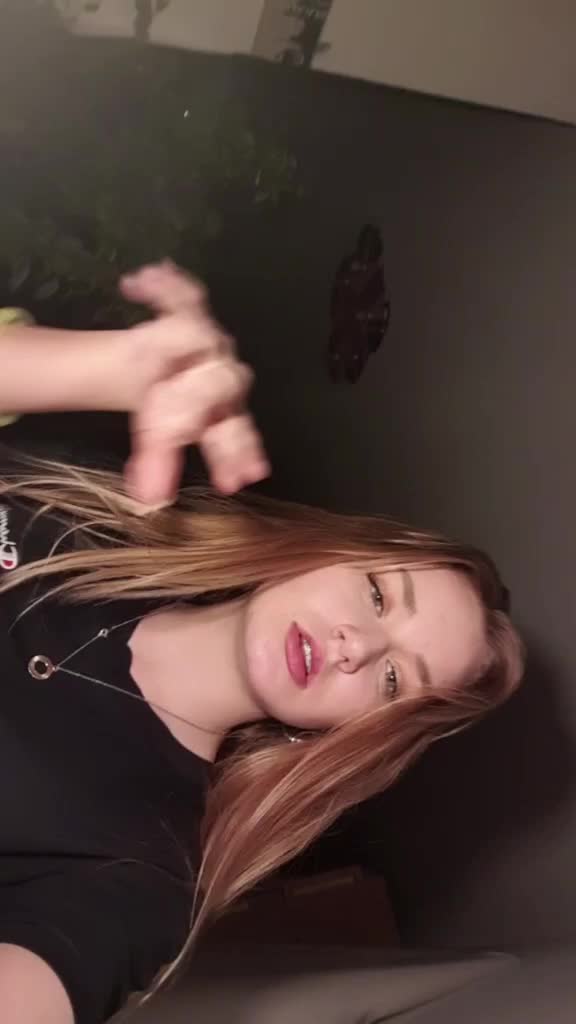 @LARA💋