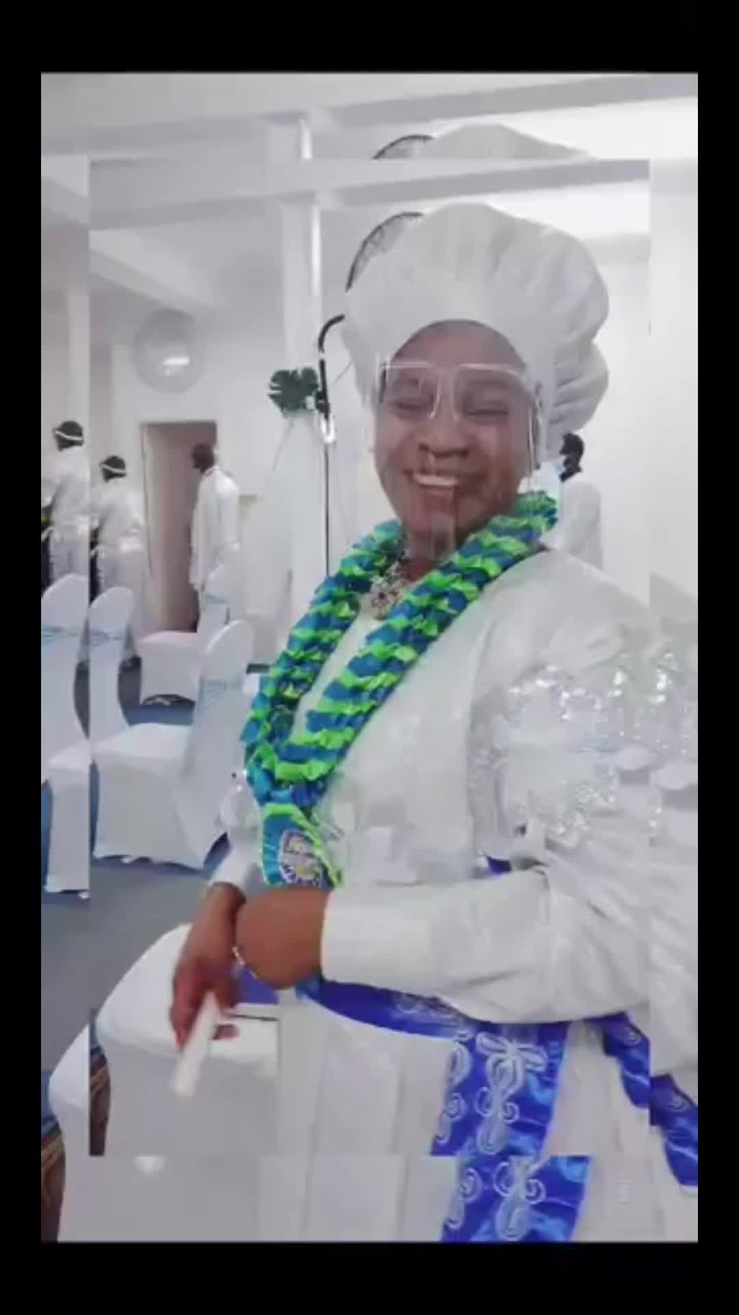 @Itsqueenette