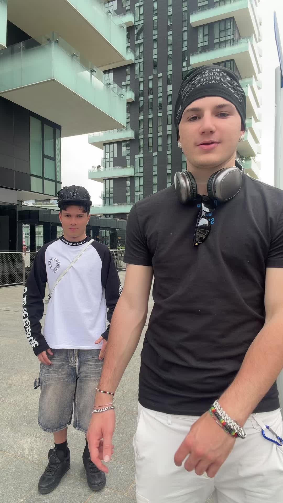 @_danipetre_