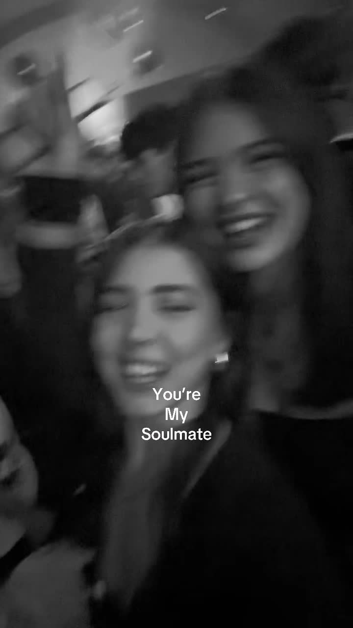 @Sofia