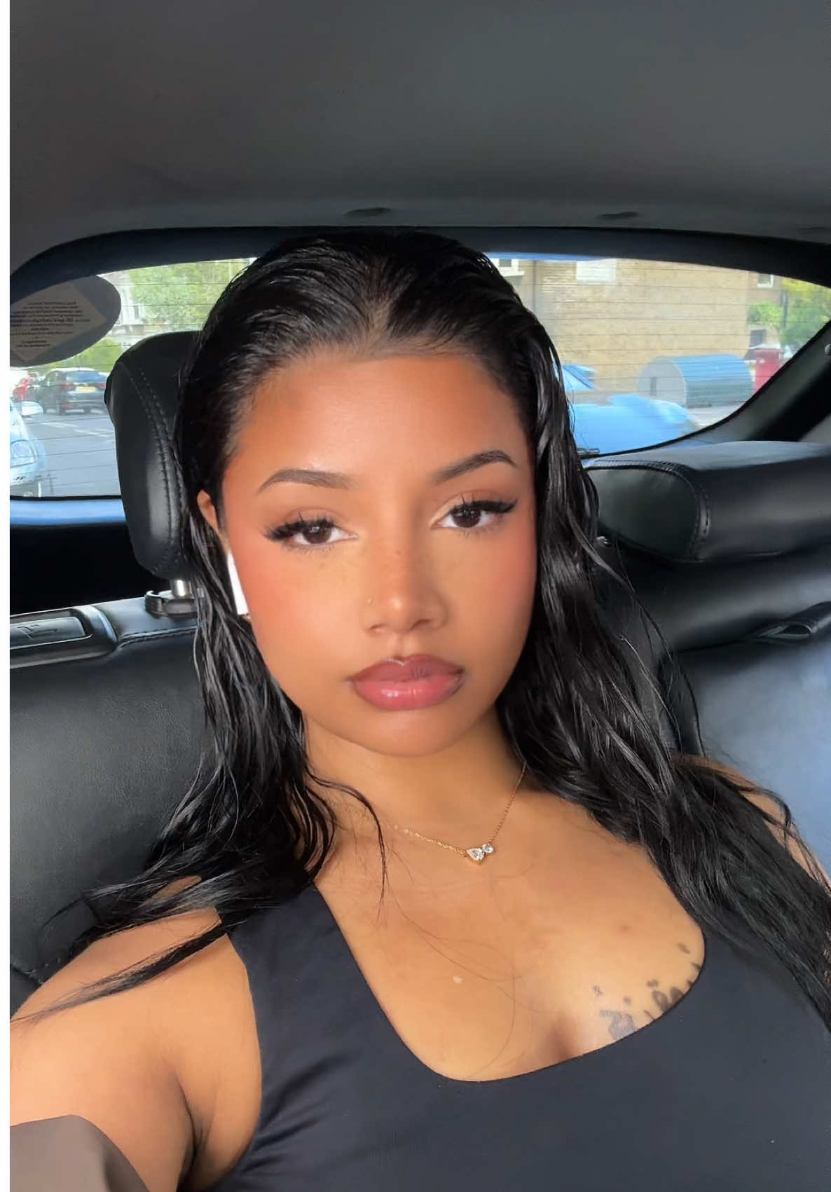 @itssoomax ♡