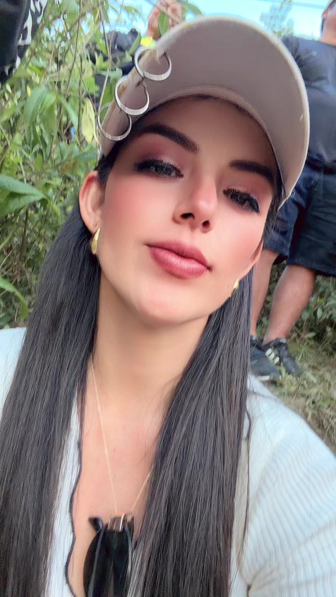 @Yucely