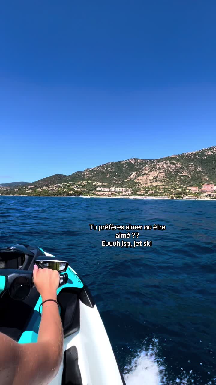 @𓂀