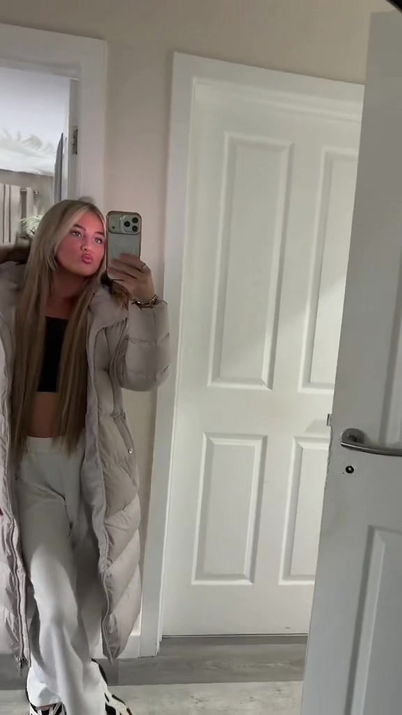 @elisha_xo