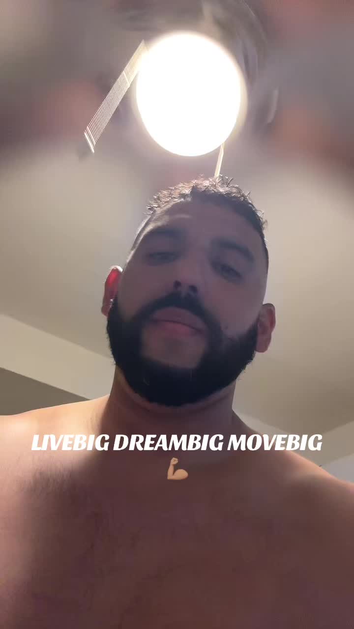@BIGGAINZZ