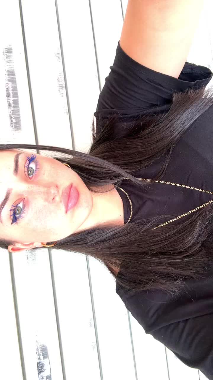 @Heleegf_