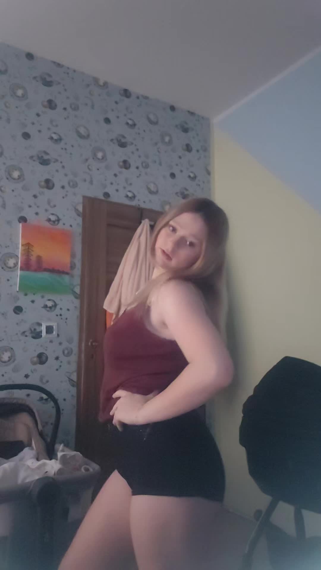 @Z.