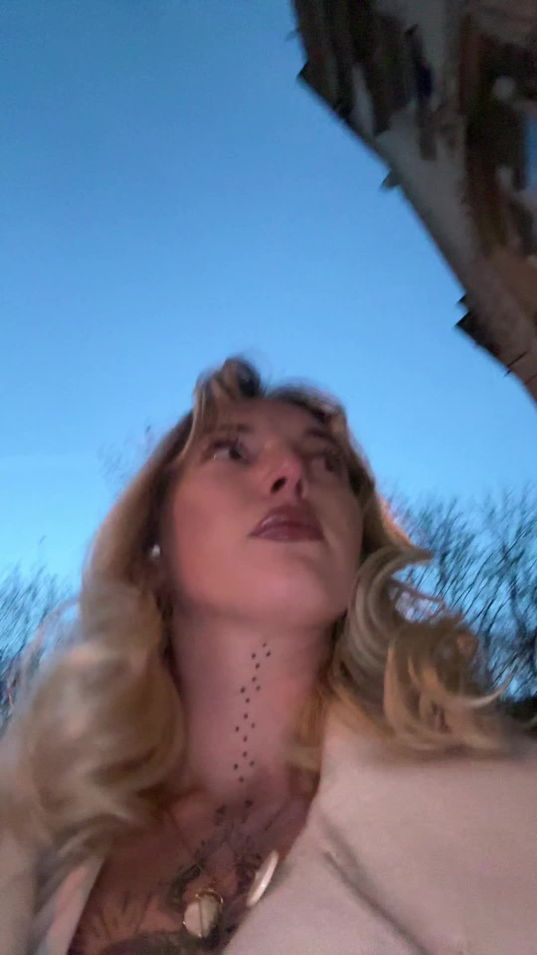 @super sexy funny lady
