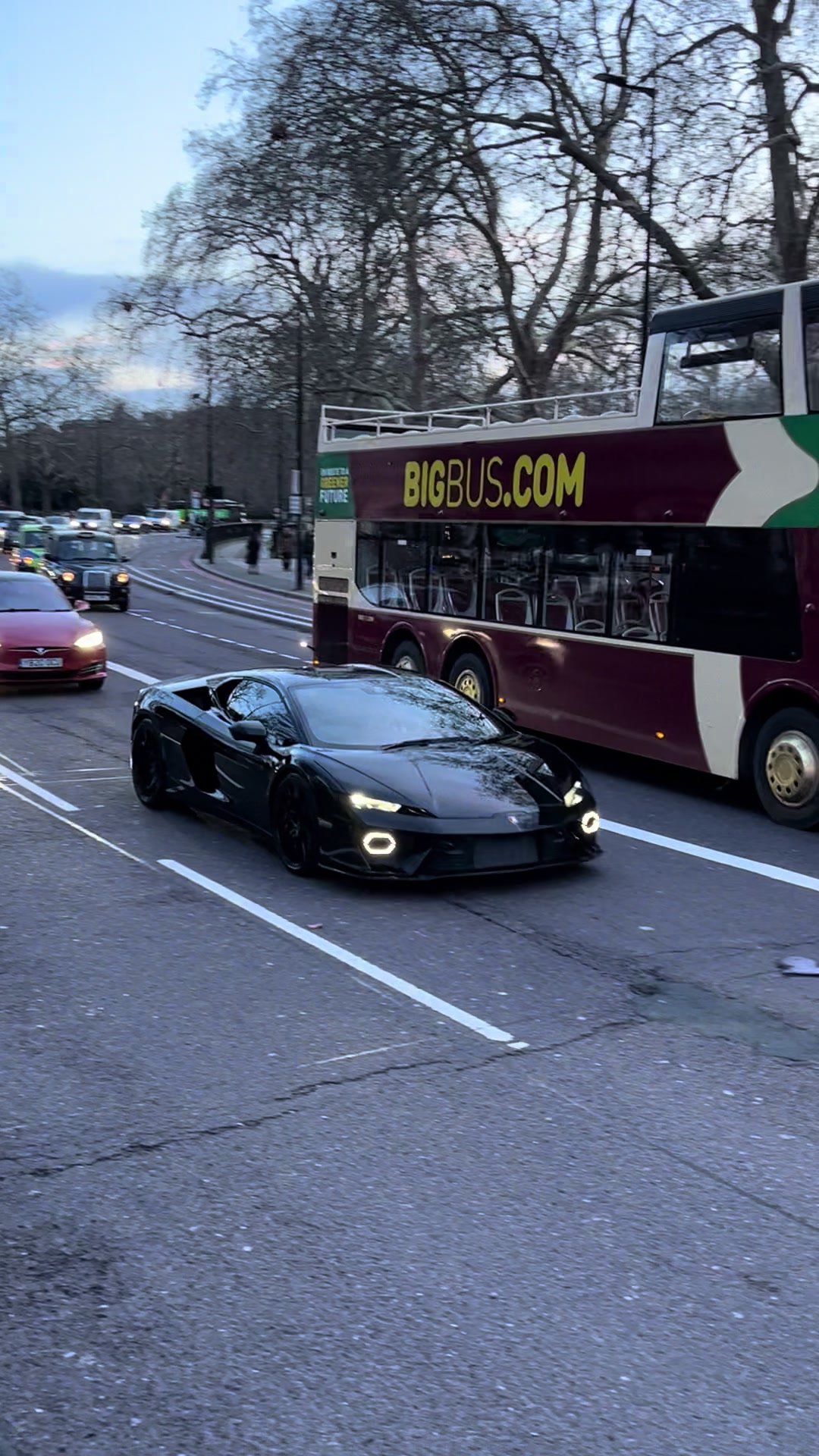 @Hypercars of London