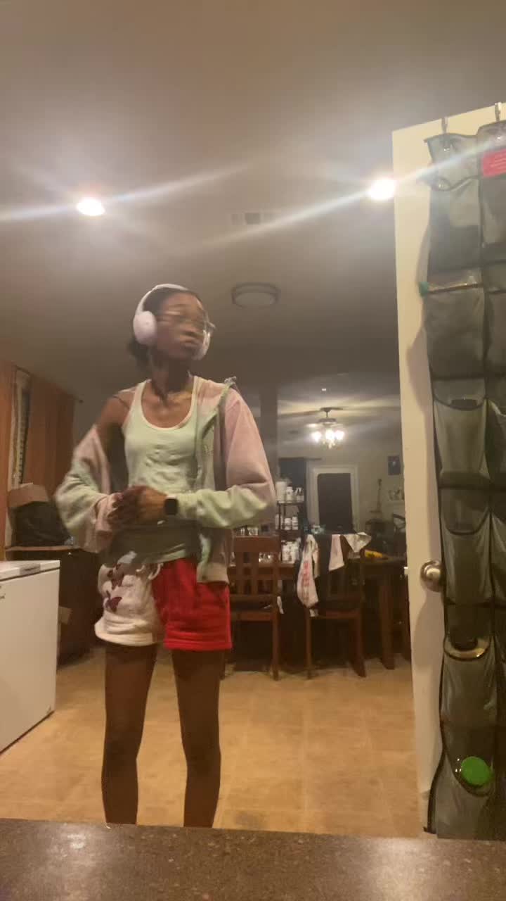 @Shayla