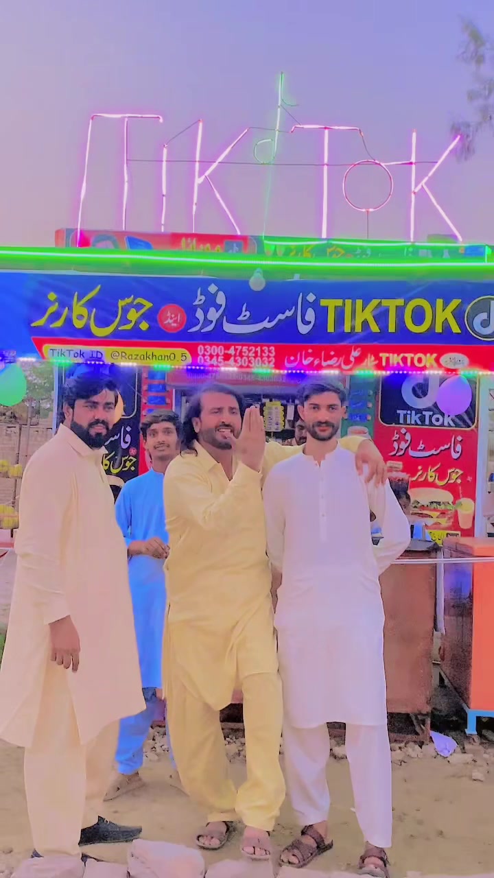@ali_raza0