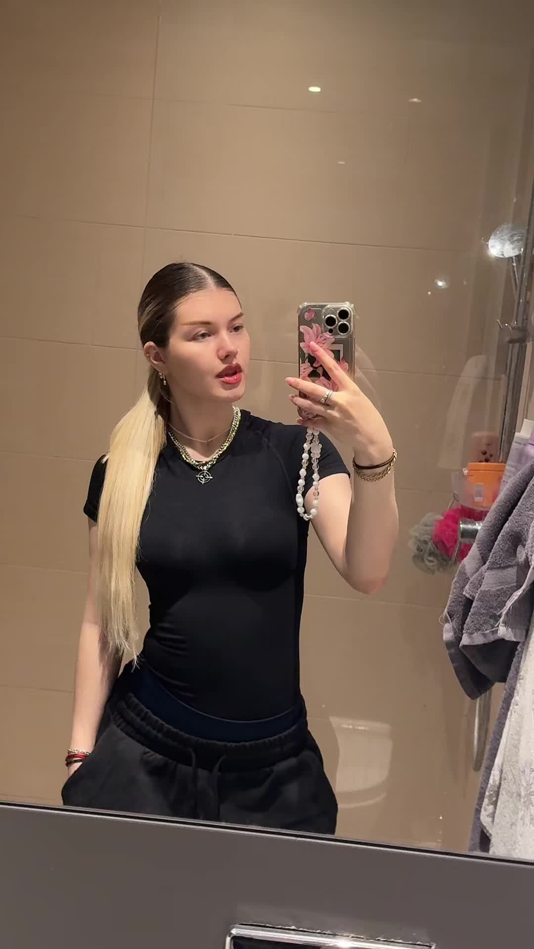 @<3