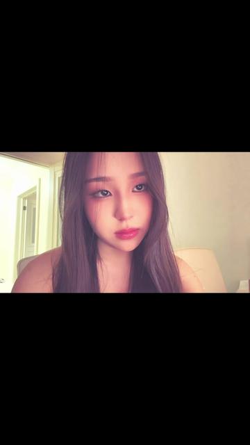@minabj_