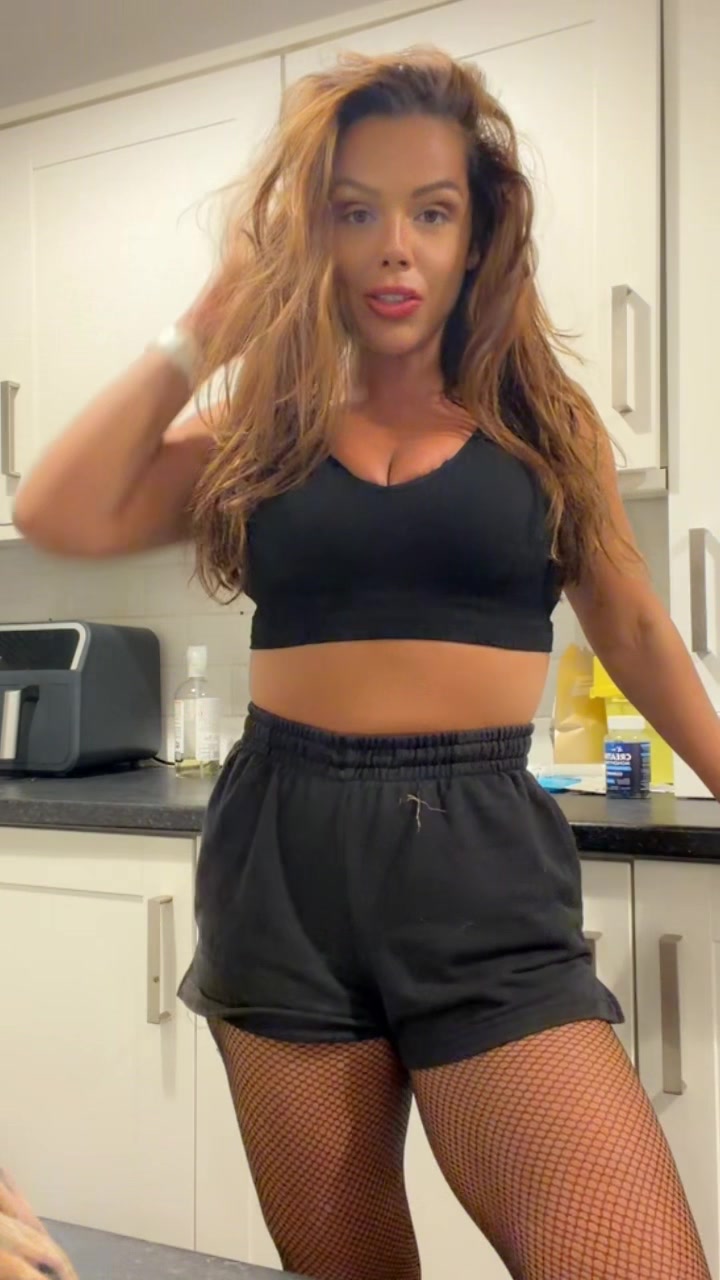 @Nadia Sapphire