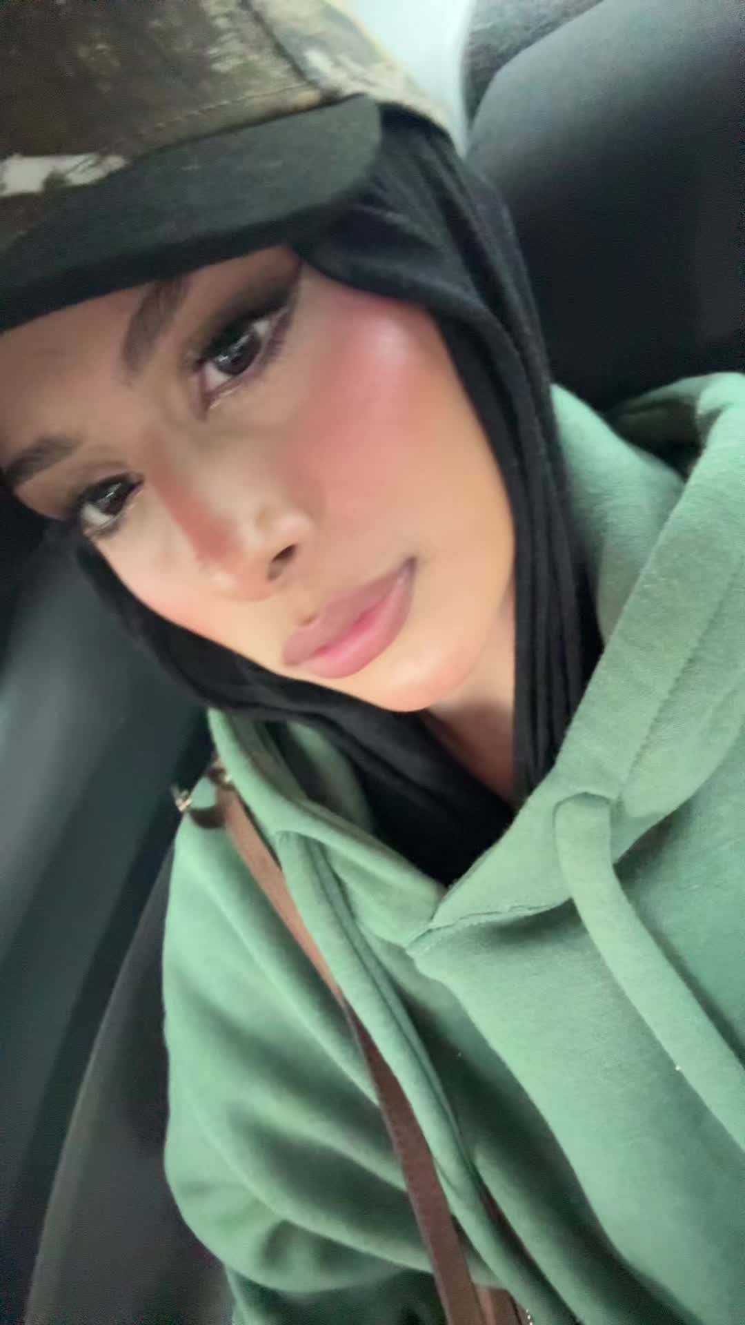 @Ayla