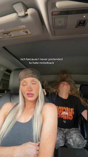 @Tiffanylivin