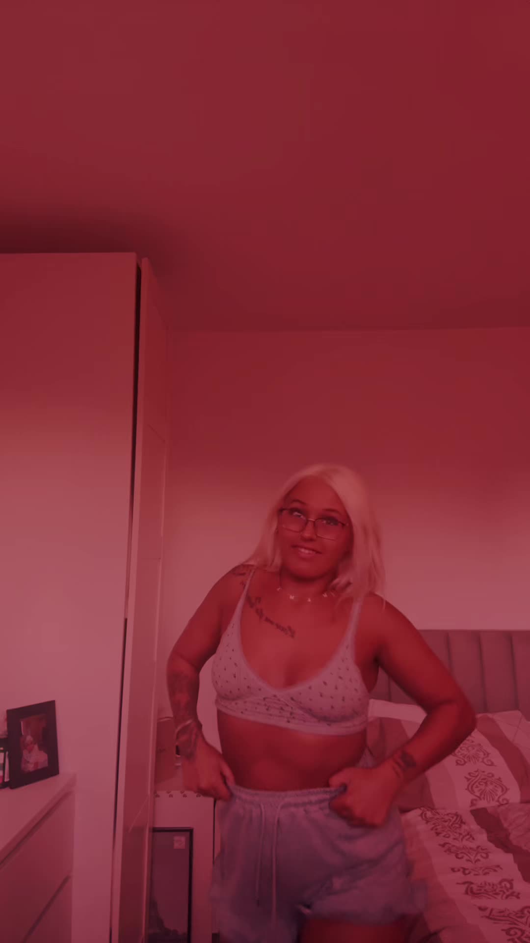 @Nicolesarah