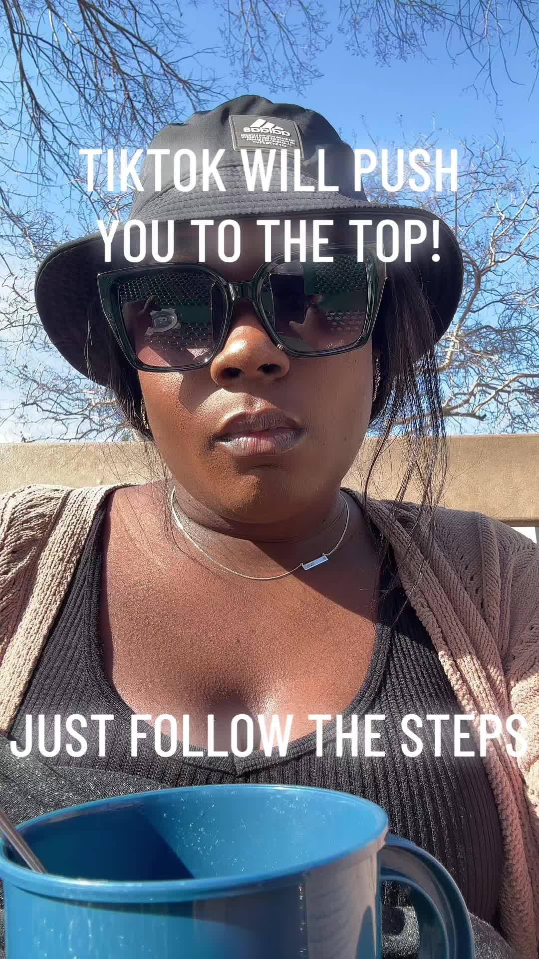 @MsTee_