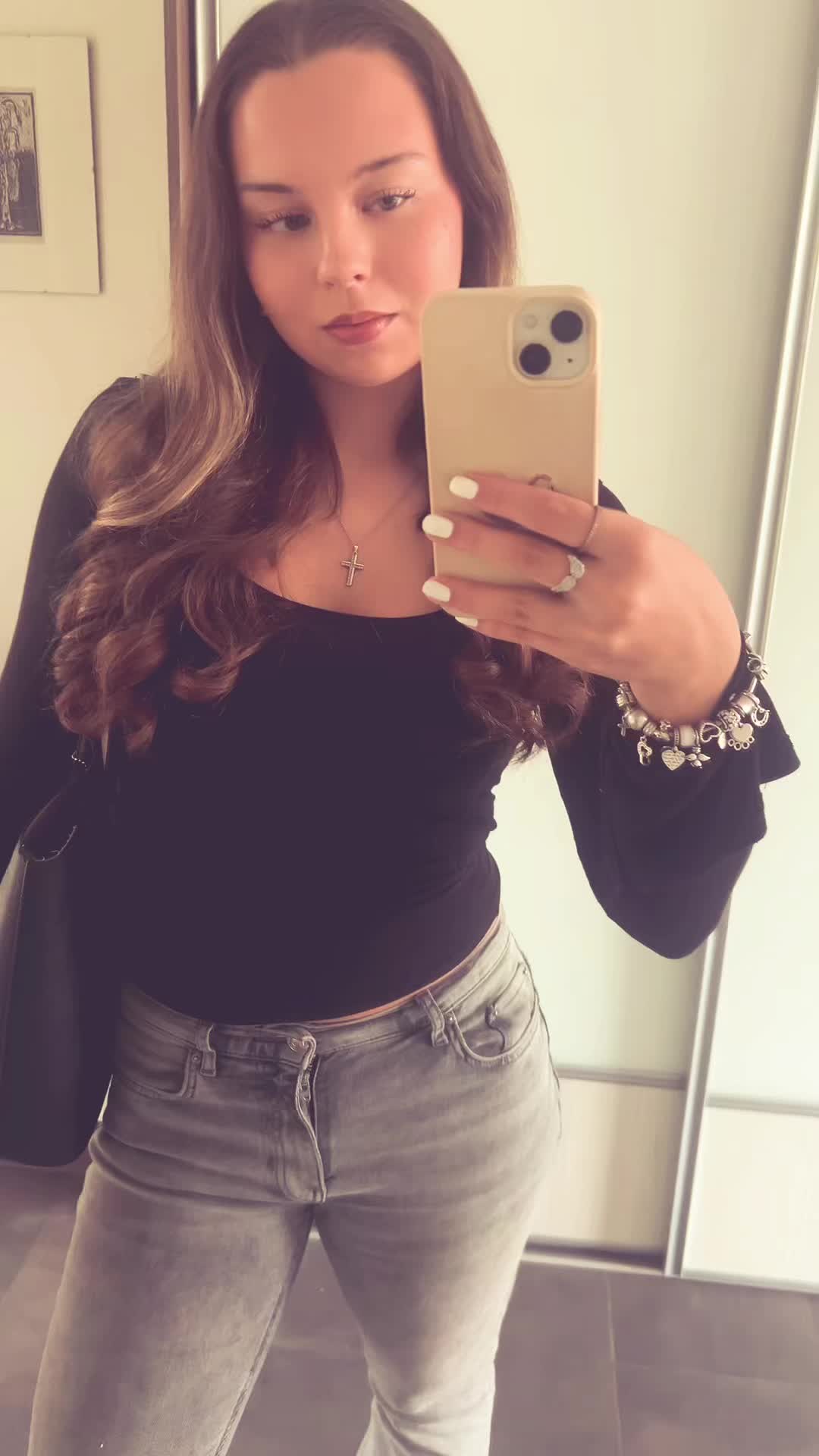 @𝒩ℯ𝒶