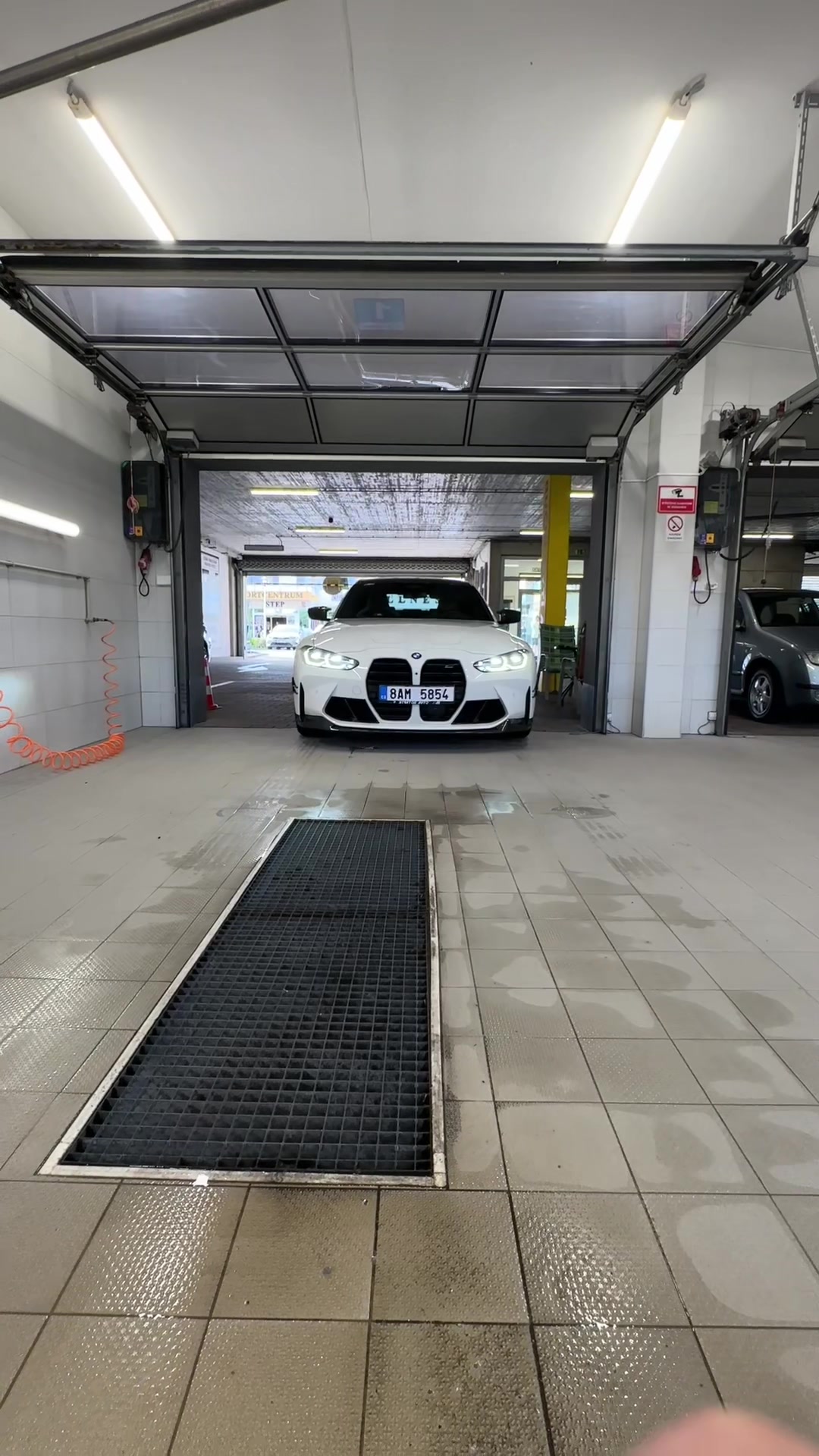 @HAND CAR WASH 100%
