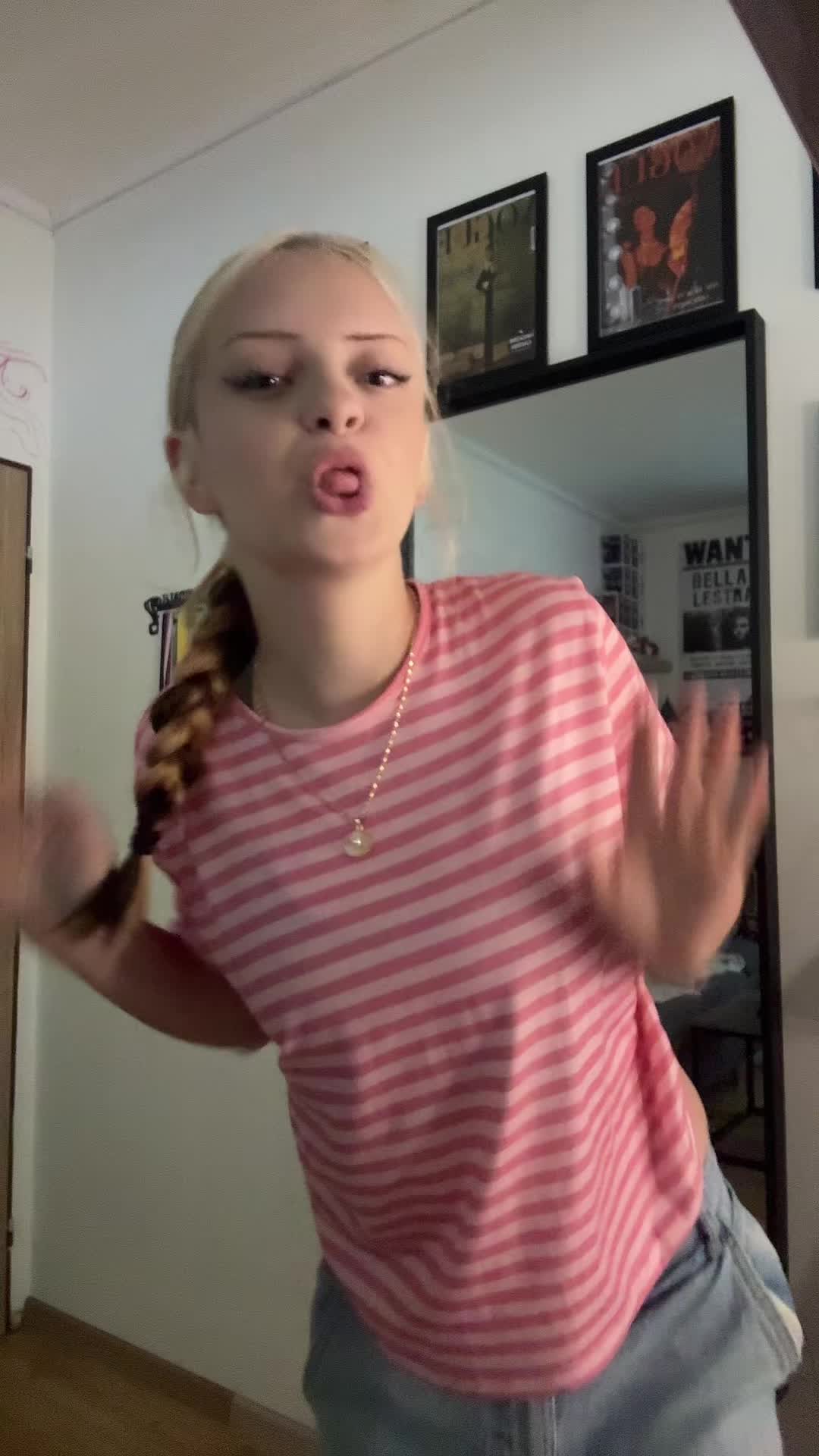 @vikuska_