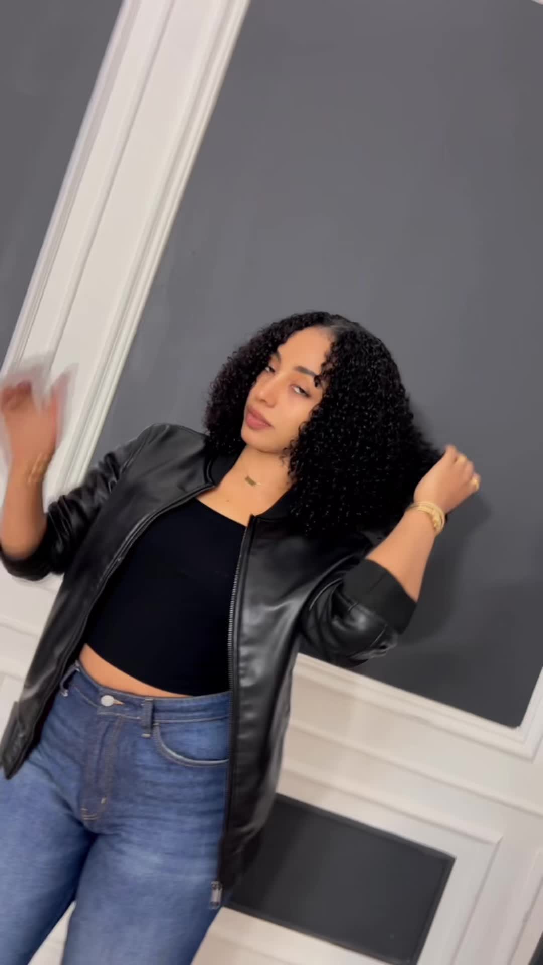 @MelaHair