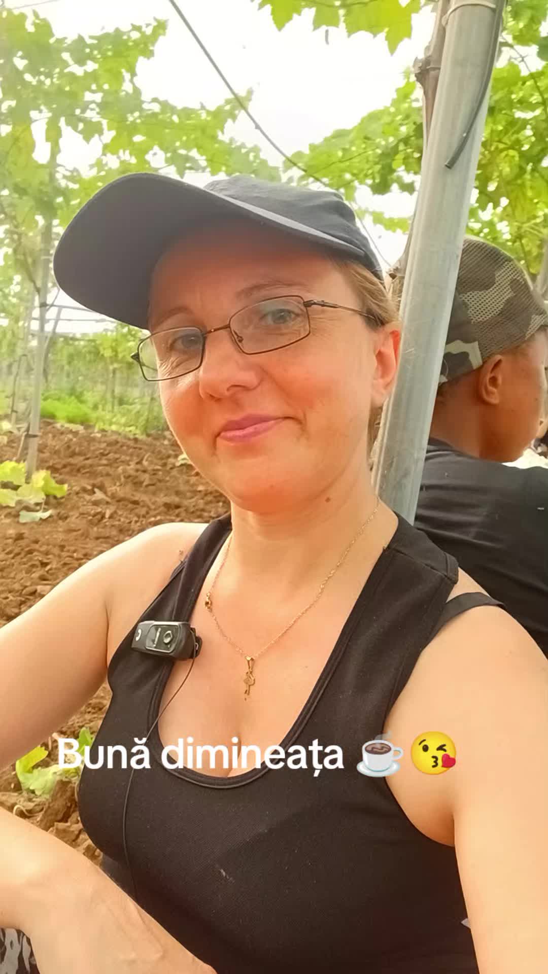 @Ionela-Gyna Popescu