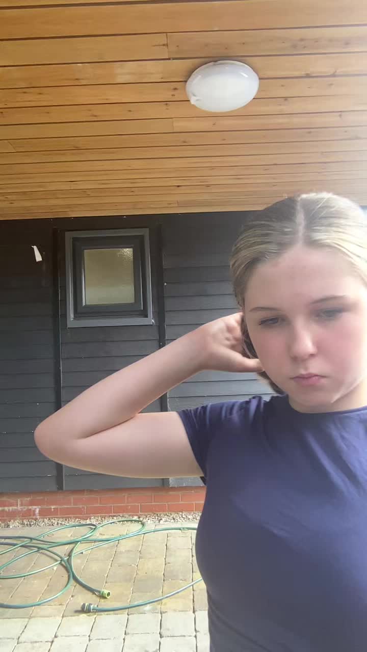 @raerae