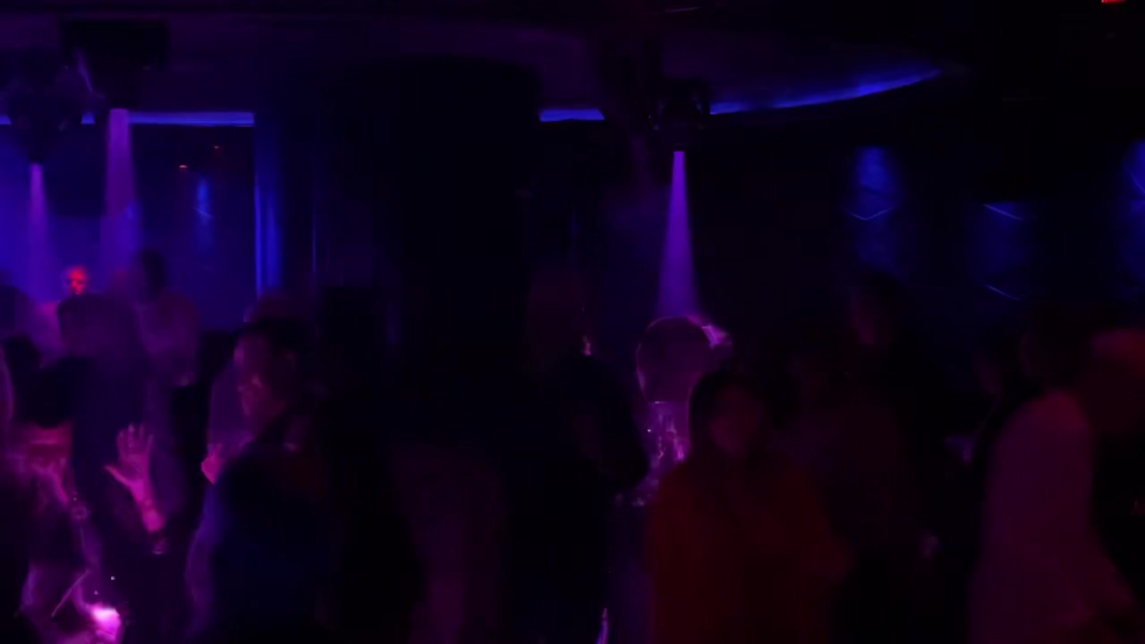 @Th&eacute; Dansant Duplex