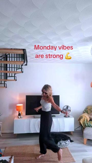 @ParisMidnight 🖤