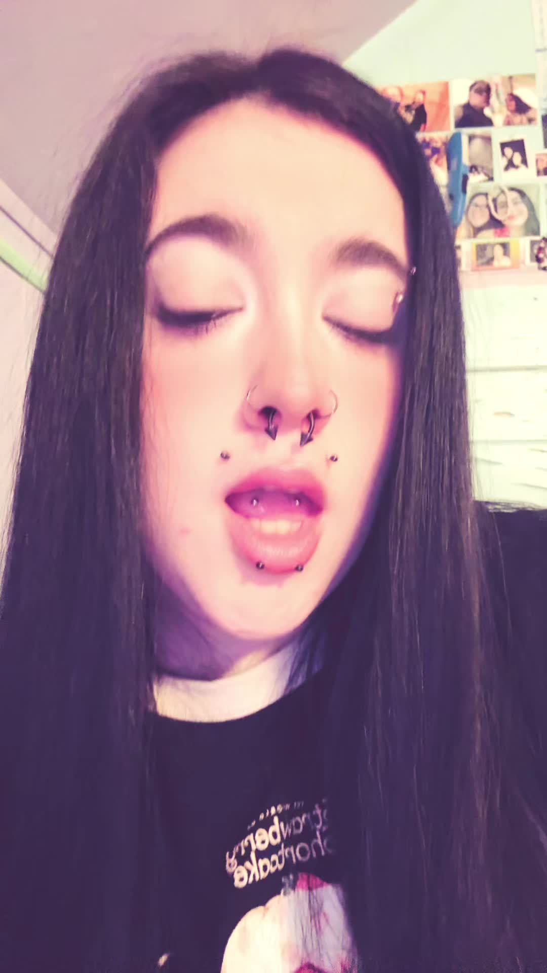 @urlocalmanicbitch