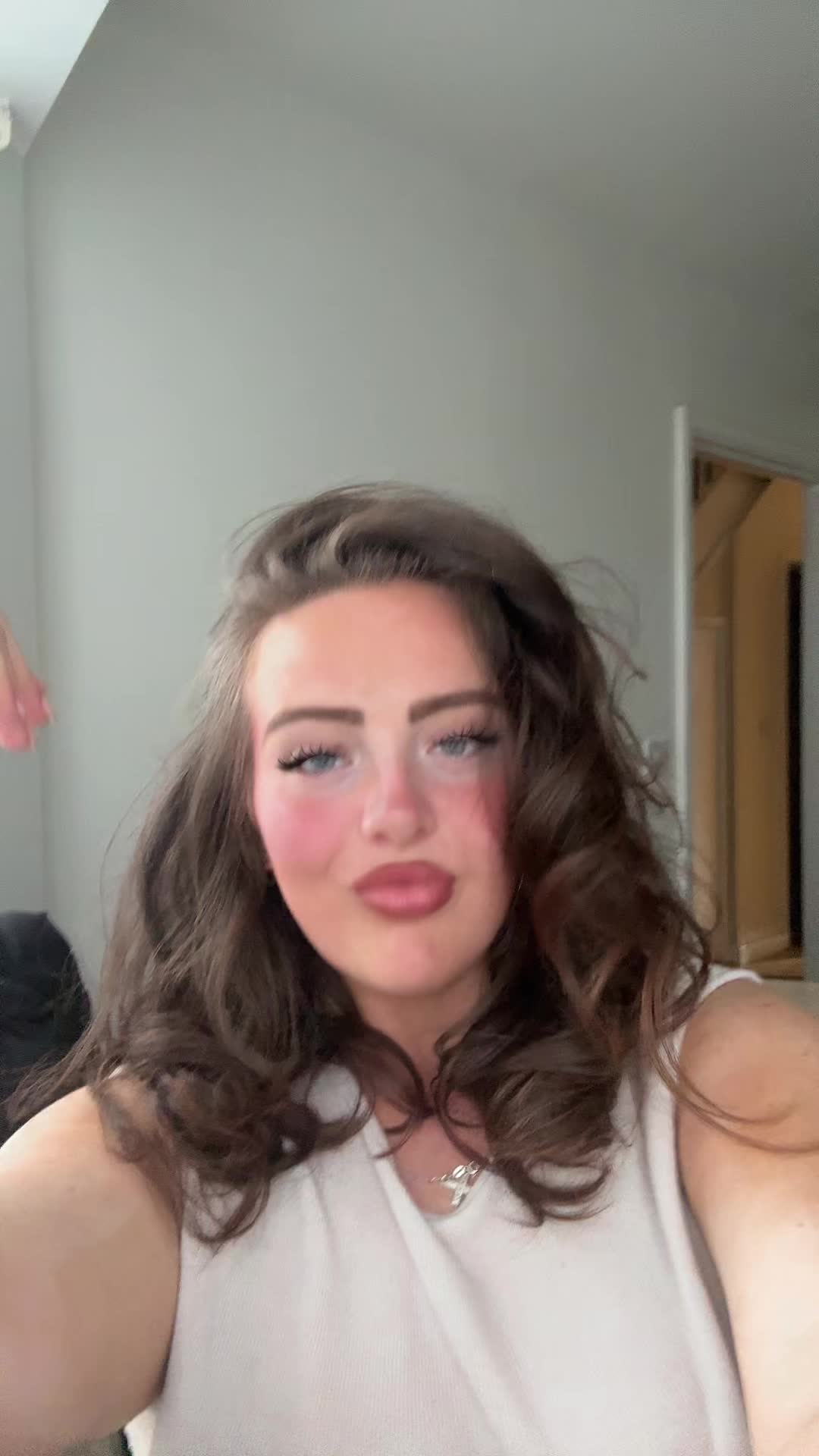 @meganregan