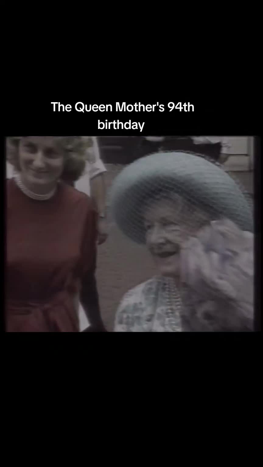 @_queen_mum_0