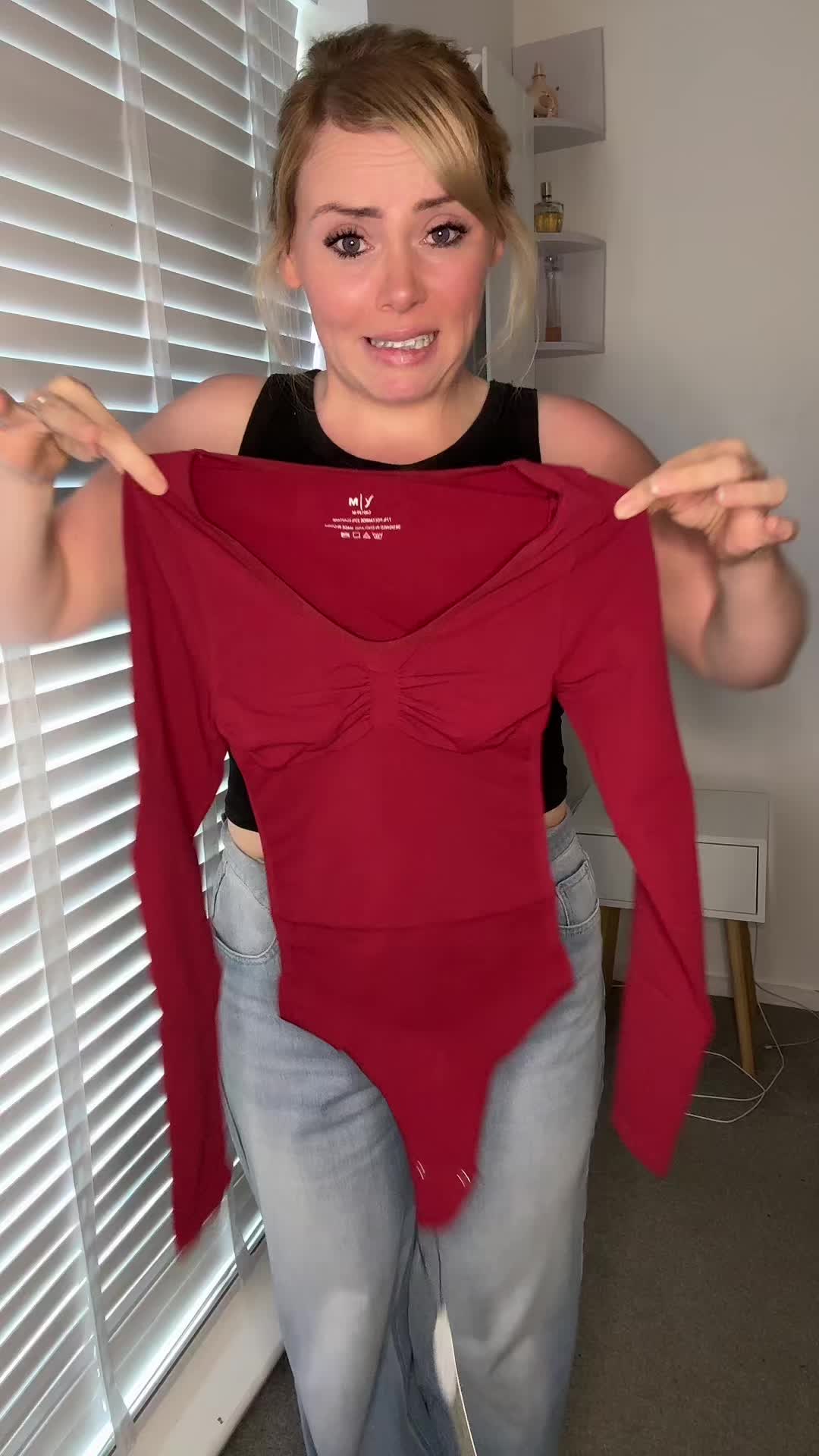 @samtrystodresstoimpress