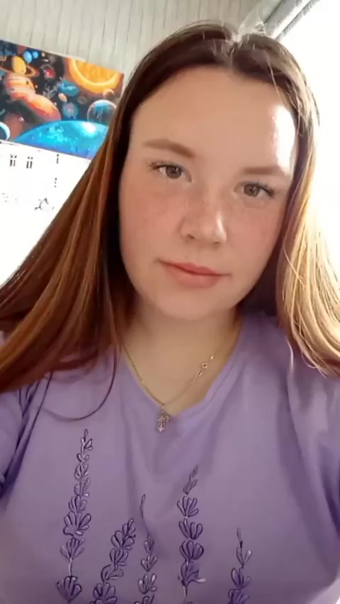 @Анютки🌛