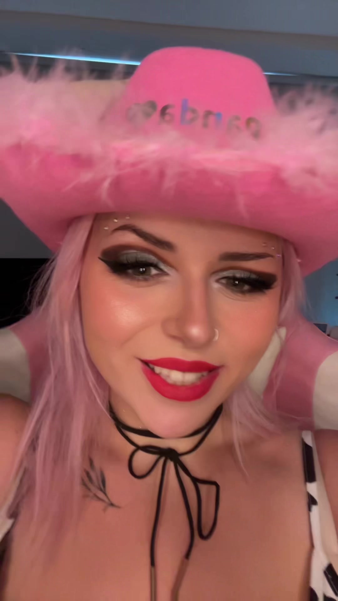 @megsyyxo