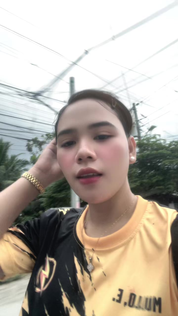 @Ems🤍✨