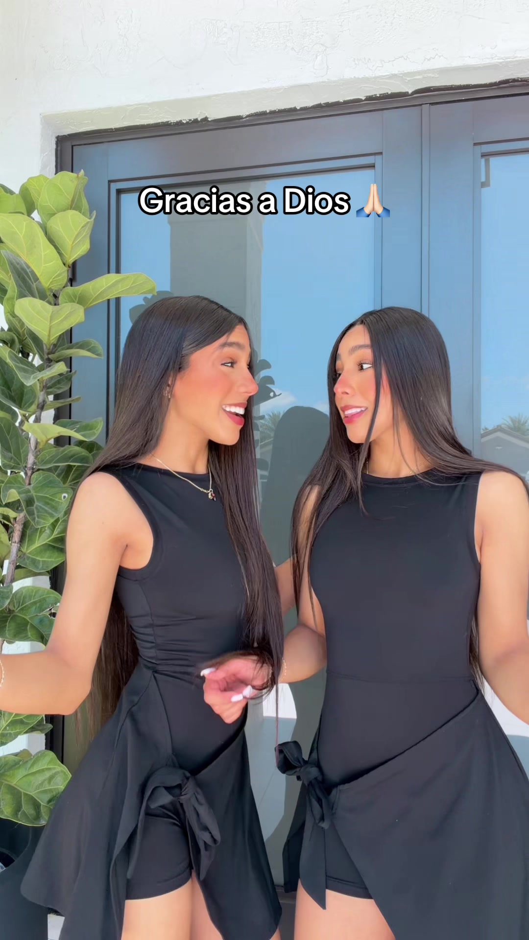 @Pedraza_twins