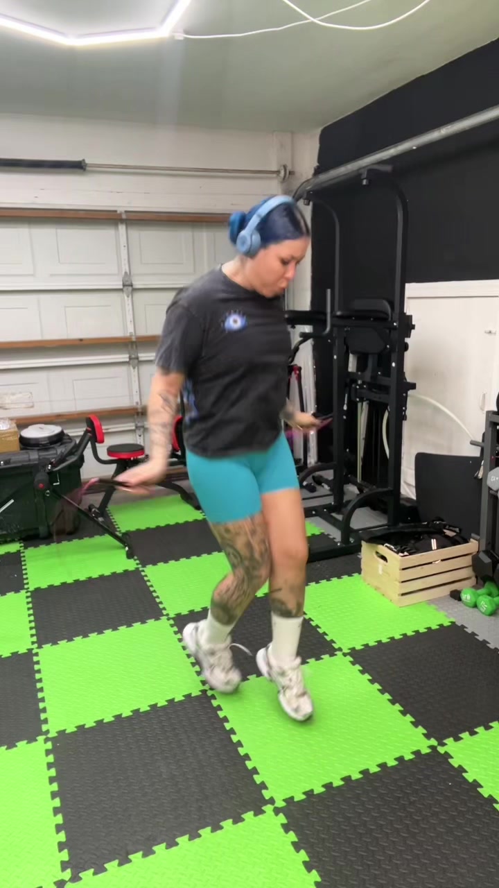 @Jumpingwithgee