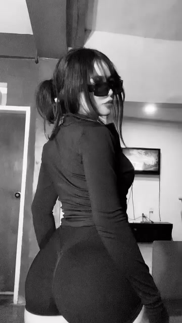 @_ashleybecerra
