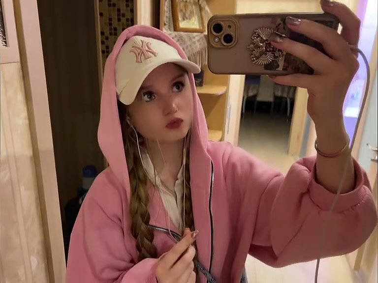 @Зайка🐰