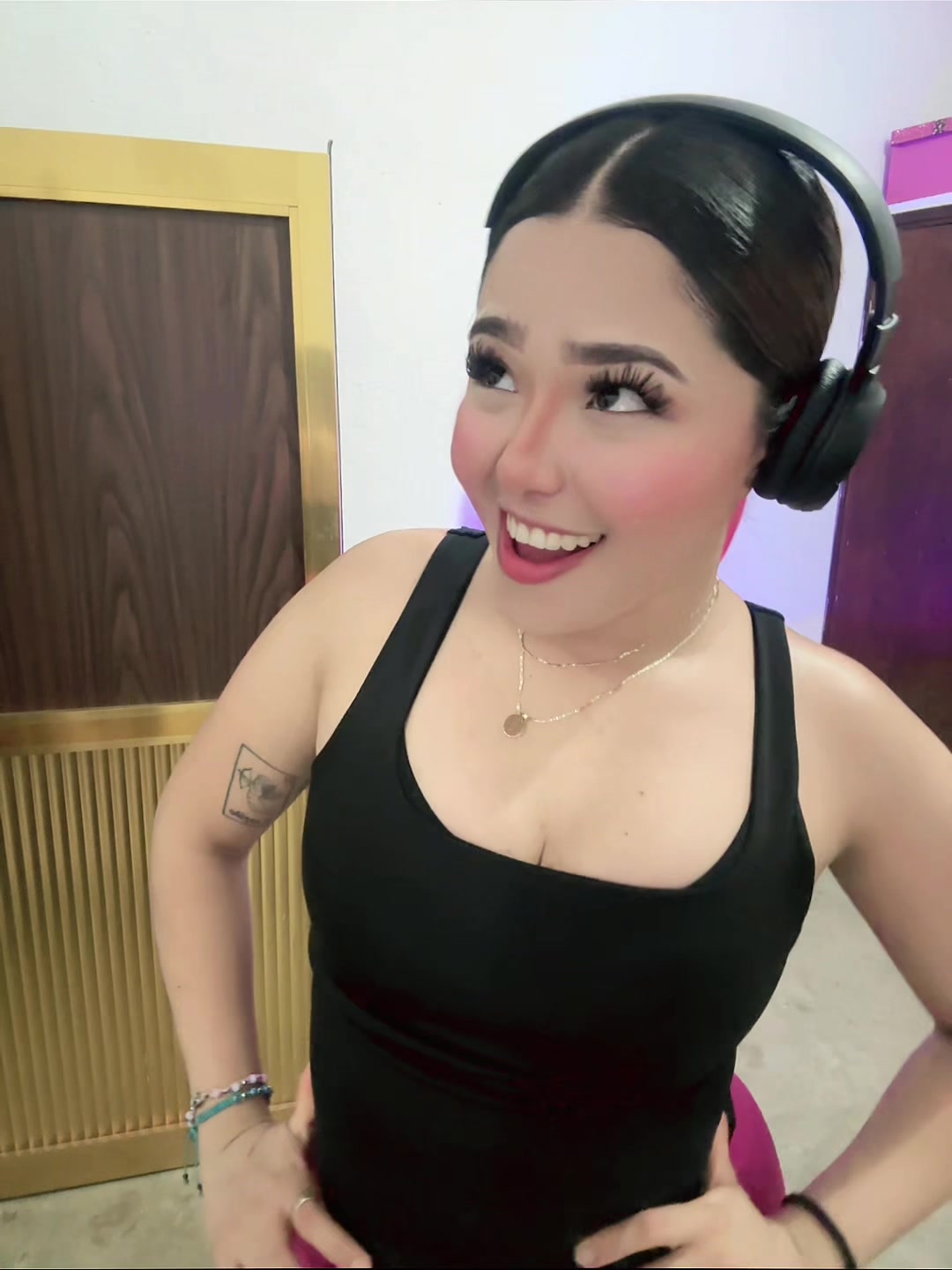 @๐๐ซ๐ข๐๐ฌ ๐ชฌ