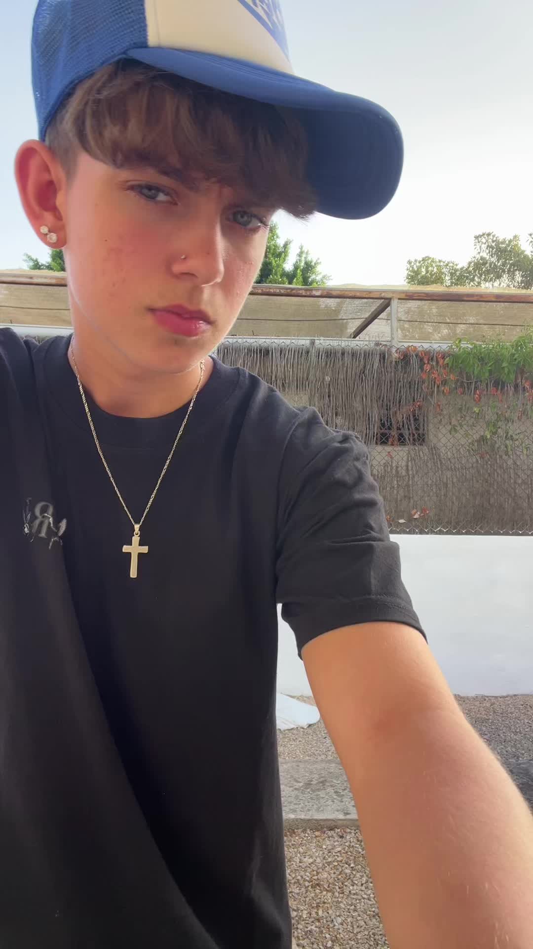 @𝖐𝖊𝖓𝖟𝖔