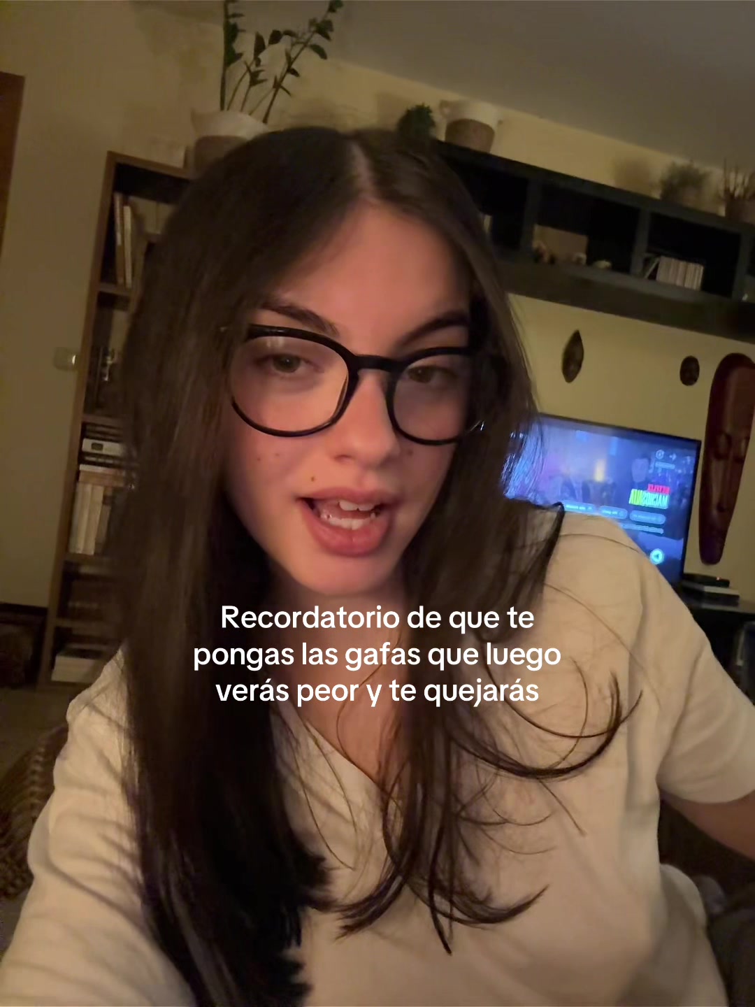 @danielaarosteguii
