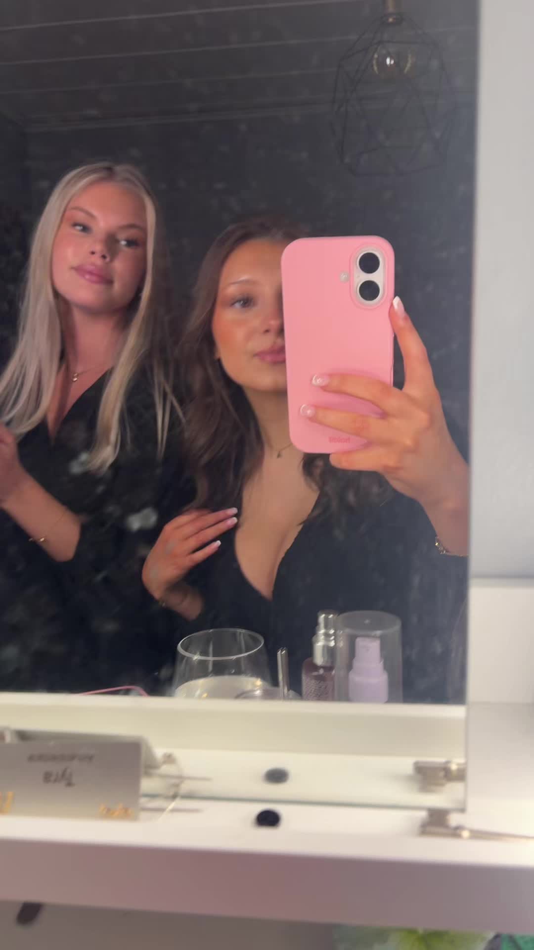 @🥰