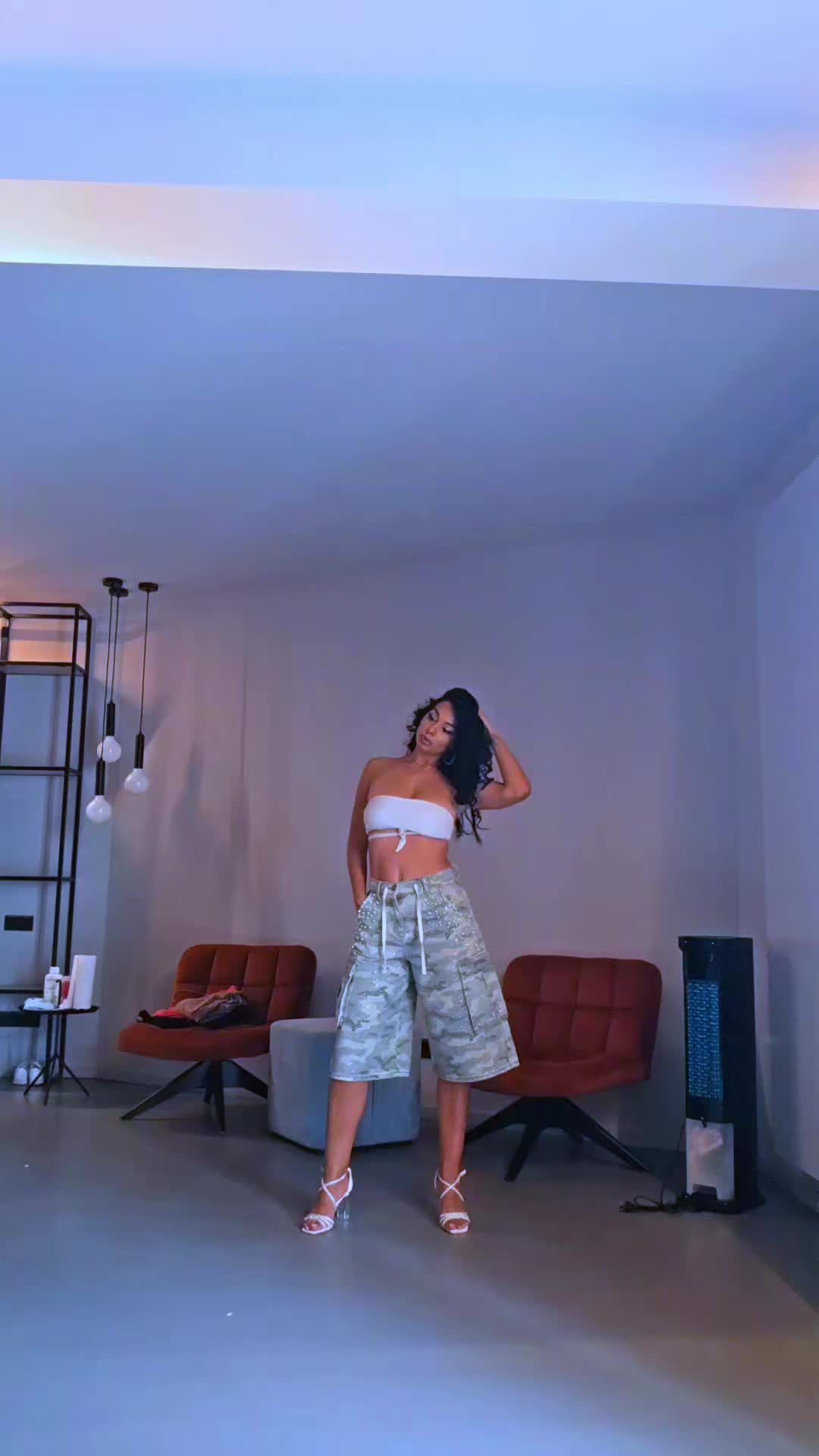 @Lavinia_Willson
