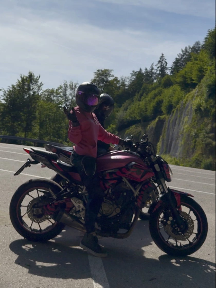 @pink_rider